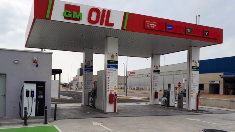 Image for the Tweet beginning: ⛽ ¡Ya somos 29 gasolineras